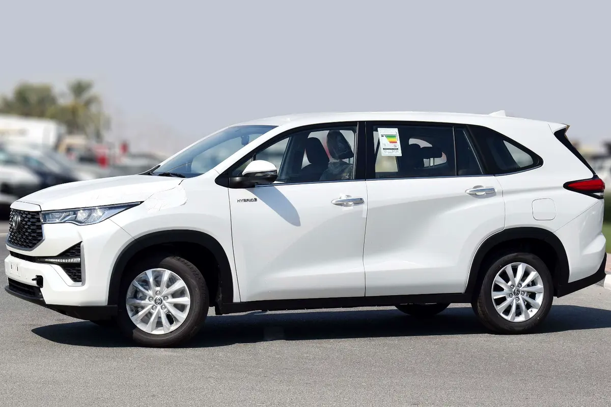 Toyota Innova, 2025
