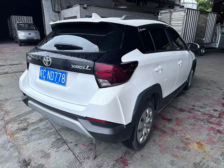 Toyota Yaris L Hatchback, 2022 — фото 4 из 9