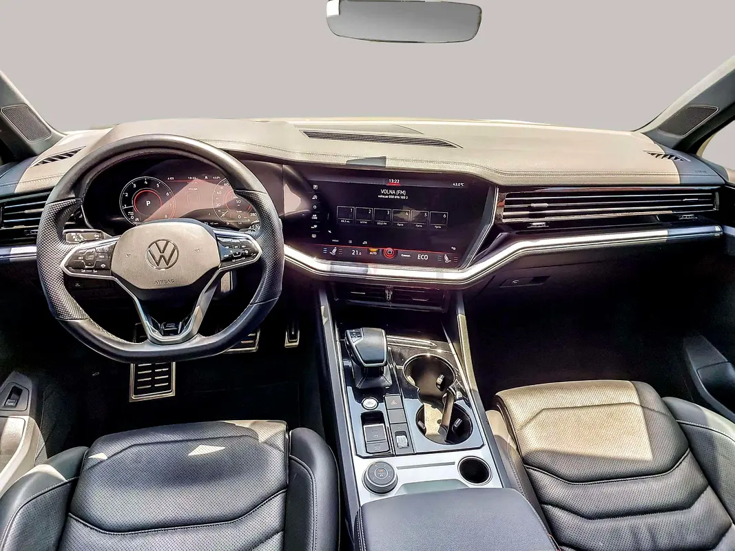 Volkswagen Touareg, 2023 — фото 10 из 10