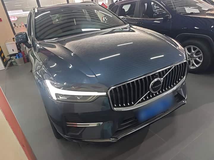Volvo XC60, 2022 — фото 4 из 9