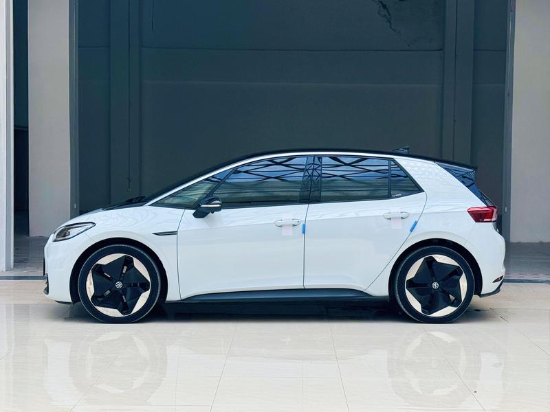 Volkswagen ID.3, 2021 — фото 4 из 10
