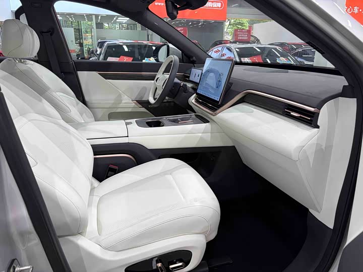 Dongfeng Yipai eπ 008, 2025 — фото 9 из 9