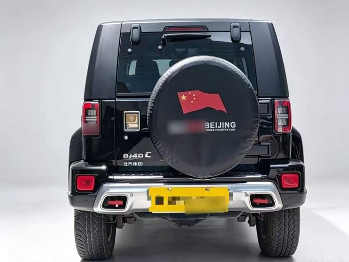 BAIC Beijing BJ40, 2025 — фото 6 из 9