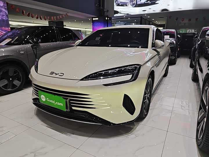 BYD Seal 07 DM-i Hybrid, 2025 — фото 2 из 9