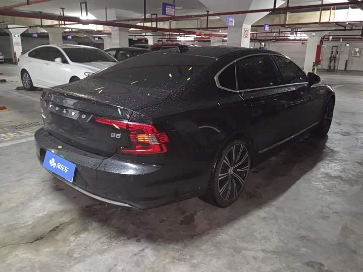 Volvo S90, 2025 — фото 3 из 9
