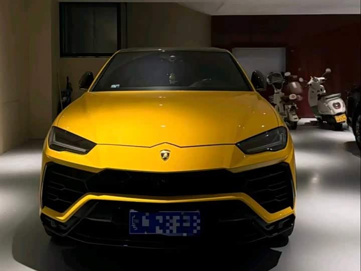 Lamborghini Urus, 2022 — фото 4 из 5