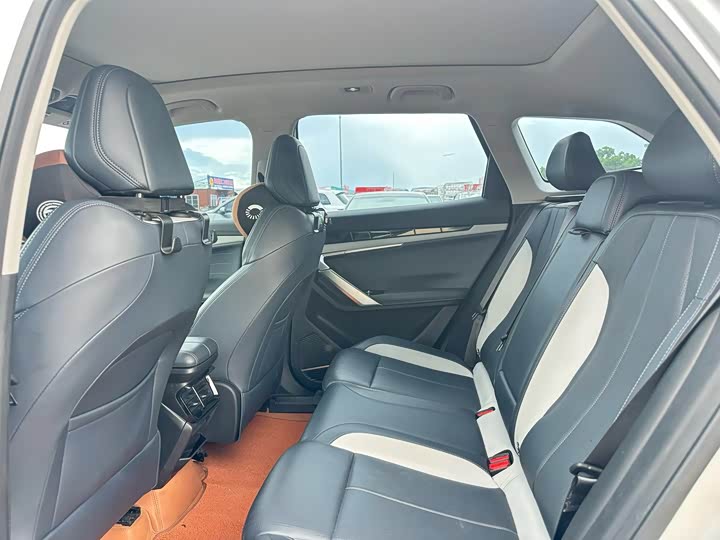 Geely Atlas L, 2025 — фото 5 из 9