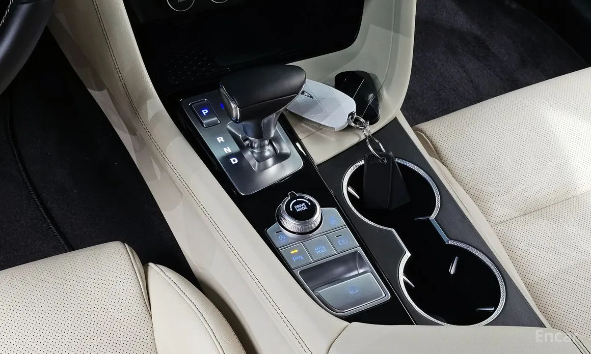 Genesis G70, 2023 — фото 9 из 12