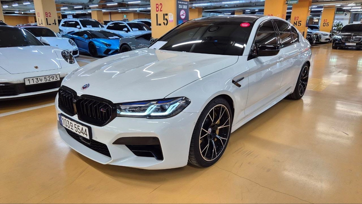 BMW M5, 2023 — фото 3 из 12