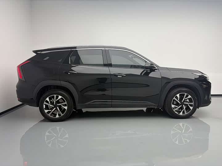 Geely Atlas L, 2025 — фото 8 из 9