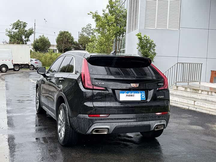 Cadillac XT4, 2022 — фото 8 из 9