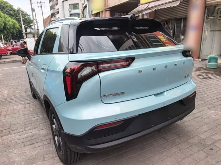 Geely Geometry E Firefly, 2023 — фото 5 из 9