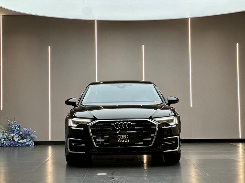 Audi A6L, 2024 — фото 2 из 10