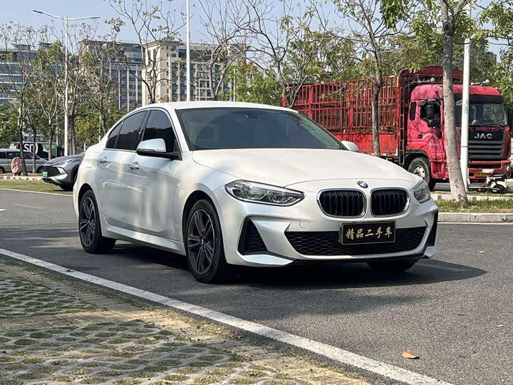 BMW 1 Series, 2023 — фото 3 из 9