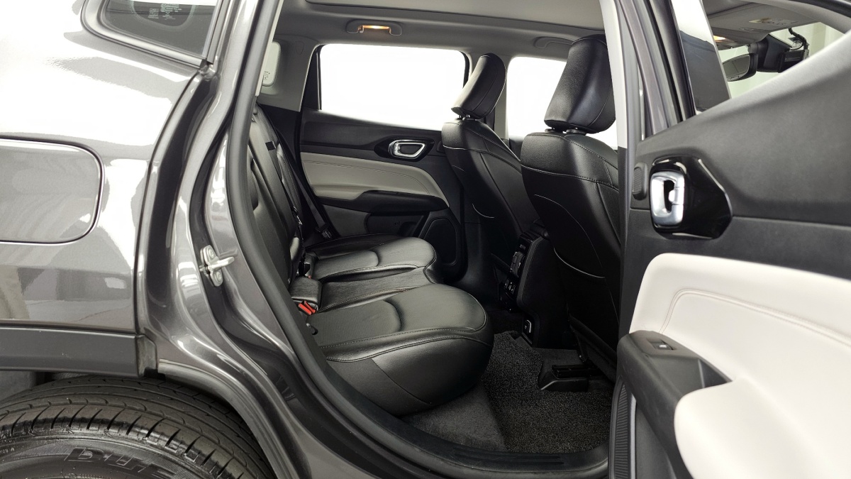 Jeep Compass, 2022 — фото 11 из 12