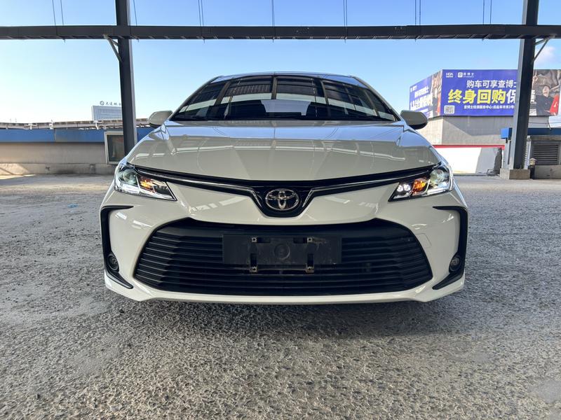 Toyota Corolla, 2022 — фото 2 из 11