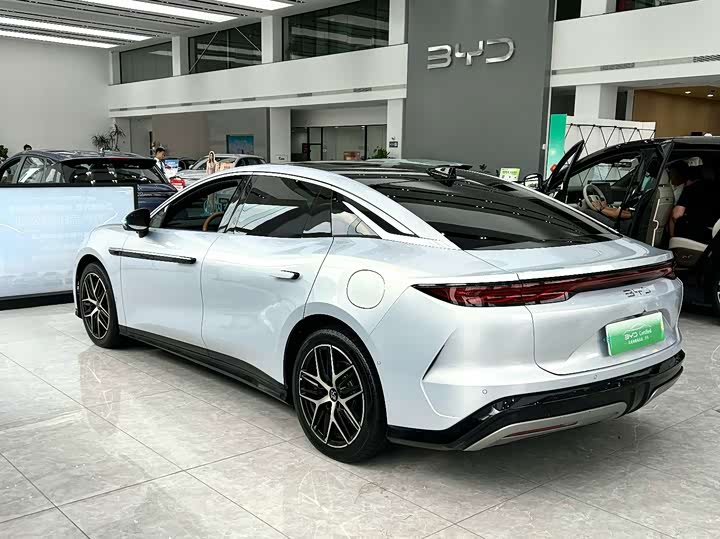BYD Han L, 2025 — фото 9 из 9