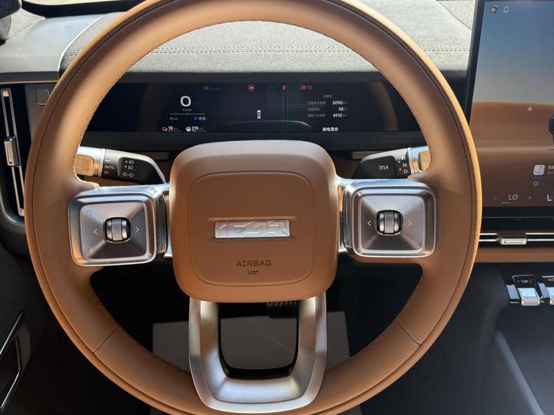 Chery iCar V27, 2026 — фото 9 из 12