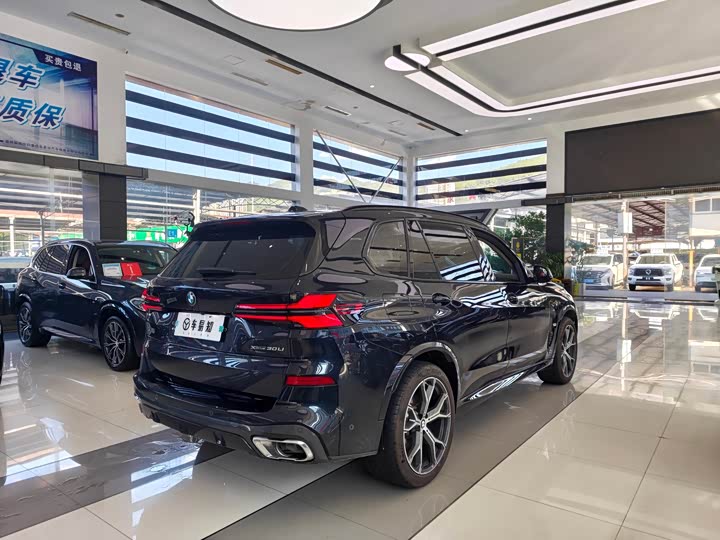 BMW X5, 2025 — фото 6 из 9
