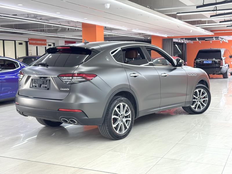 Maserati Levante, 2021 — фото 4 из 9