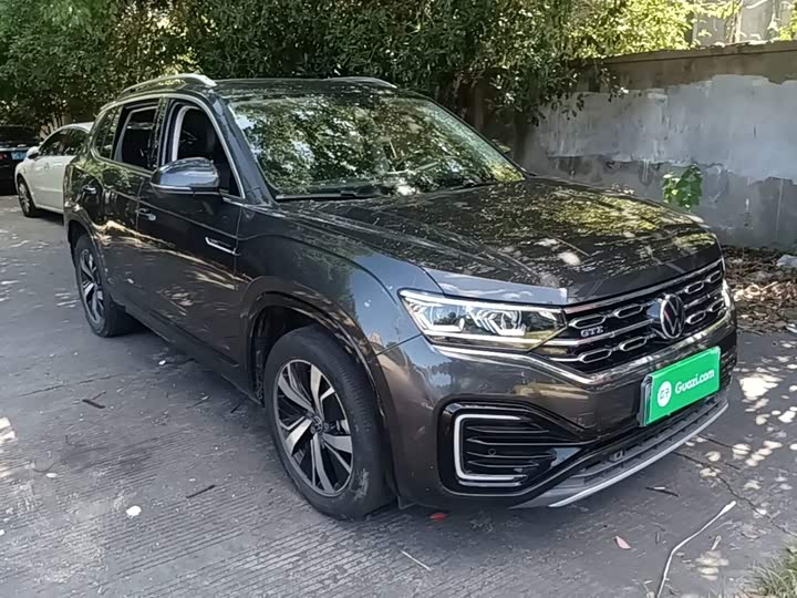 Volkswagen Tayron GTE Hybrid, 2022 — фото 4 из 9
