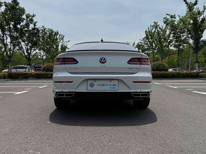 Volkswagen CC, 2022 — фото 8 из 9