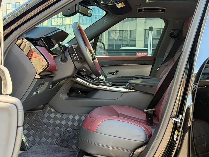 Land Rover Range Rover Sport, 2025 — фото 6 из 9