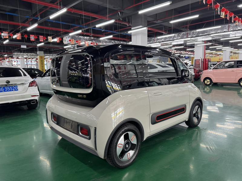 Baojun KiWi EV, 2022 — фото 7 из 11