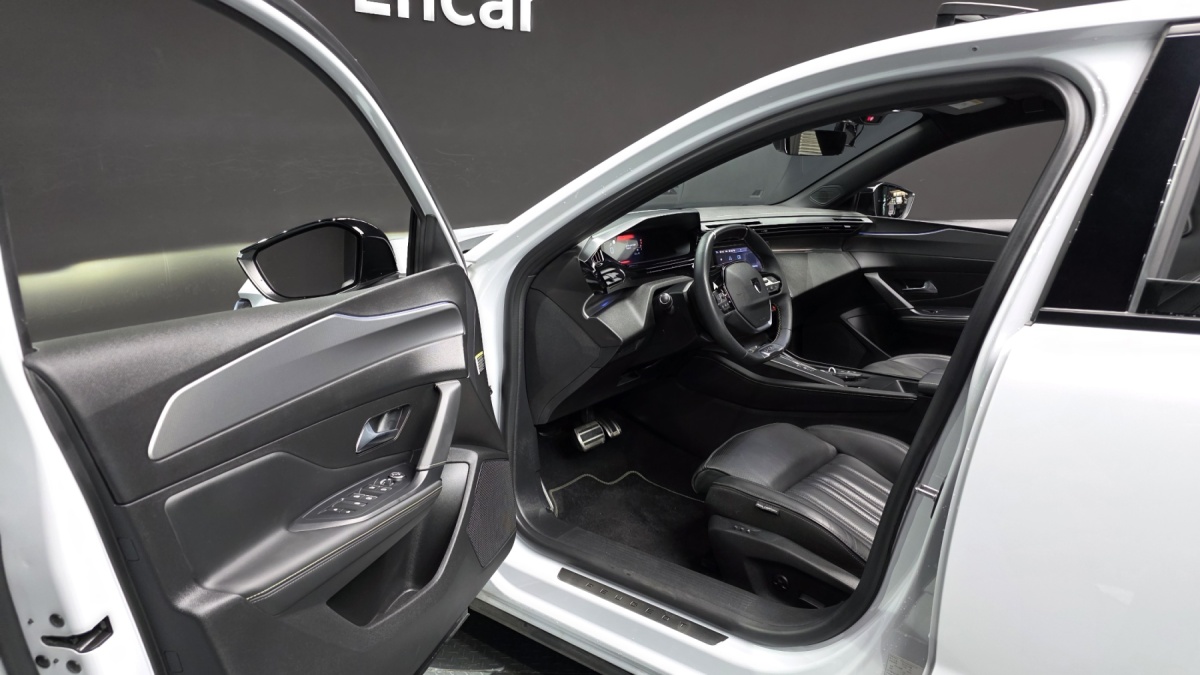 Peugeot 408, 2024 — фото 10 из 12