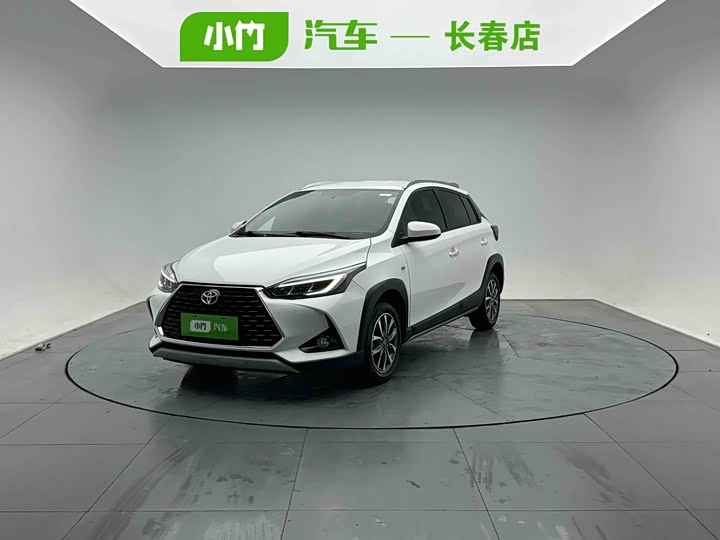 Toyota Yaris L Hatchback, 2022 — купить в Санкт-Петербурге под ключ