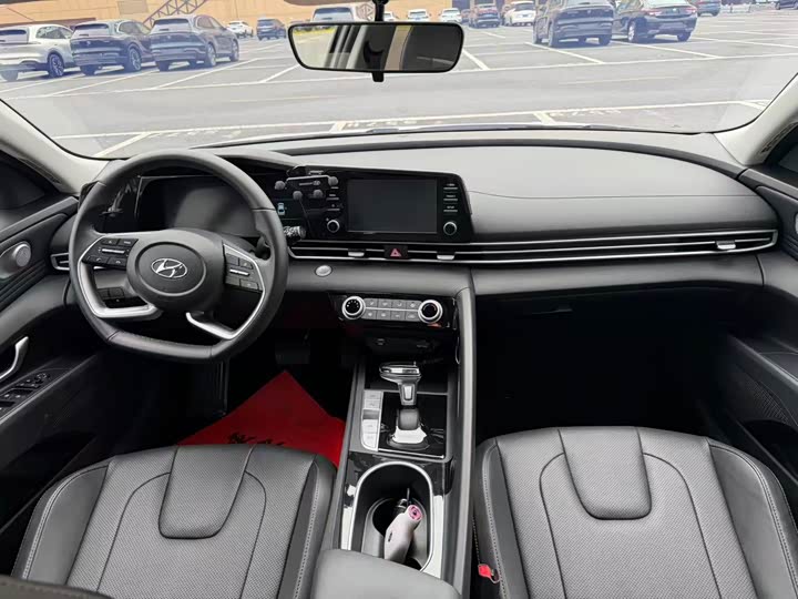 Hyundai Elantra N line, 2022 — фото 7 из 9