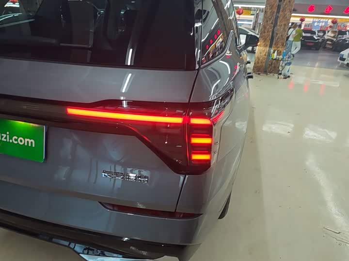 Ford Edge, 2024 — фото 8 из 9