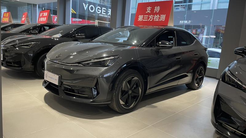 Volkswagen ID.Unyx 06, 2025 — купить в Оренбурге под ключ