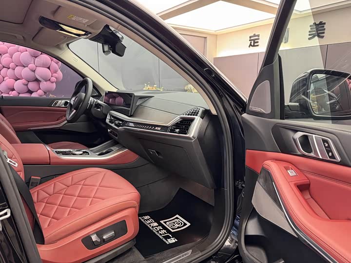 BMW X5, 2025 — фото 8 из 9