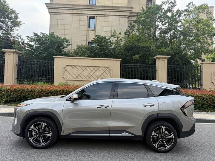 Geely Galaxy L7, 2024 — фото 8 из 9