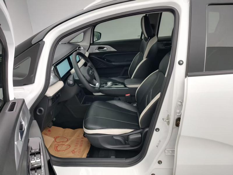 Geely Geometry E Firefly, 2023 — фото 11 из 12