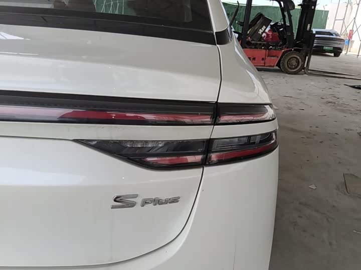 GAC Aion S Plus, 2024 — фото 8 из 9