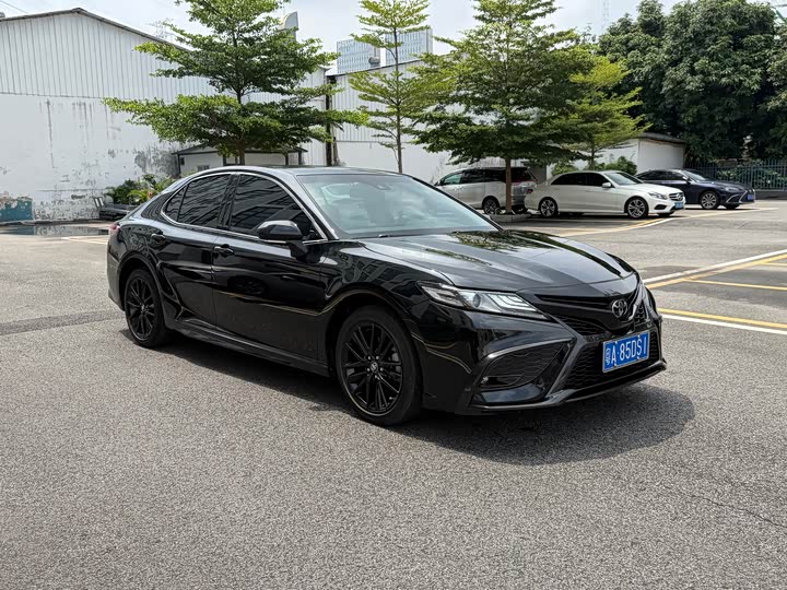 Toyota Camry, 2022 — фото 3 из 9