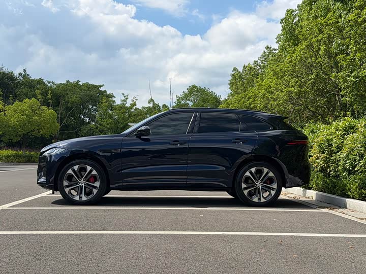 Jaguar F-Pace, 2023 — фото 5 из 9