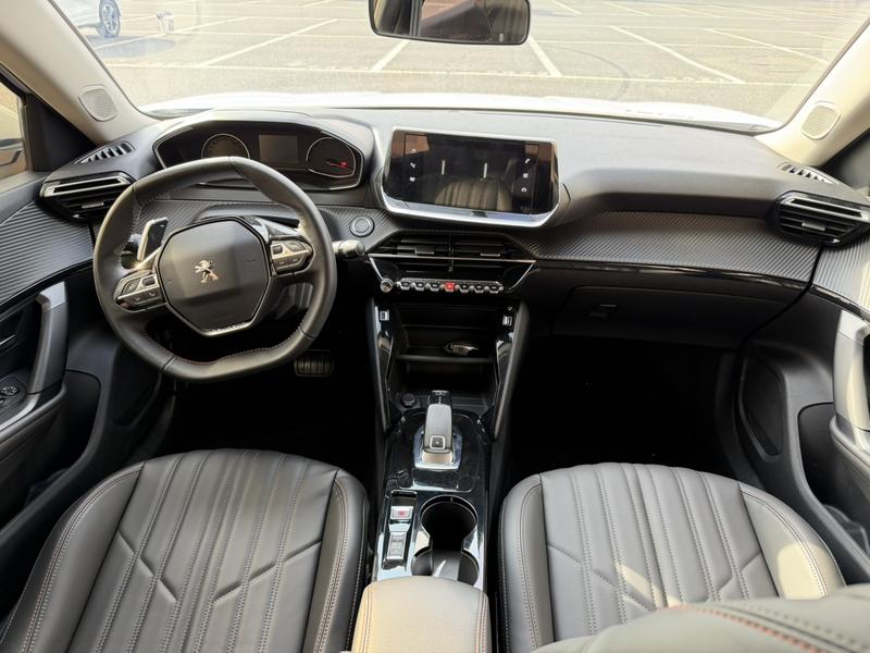 Peugeot 2008, 2023 — фото 8 из 12