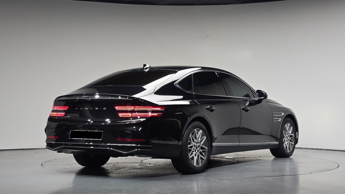 Genesis G80, 2025 — фото 2 из 12
