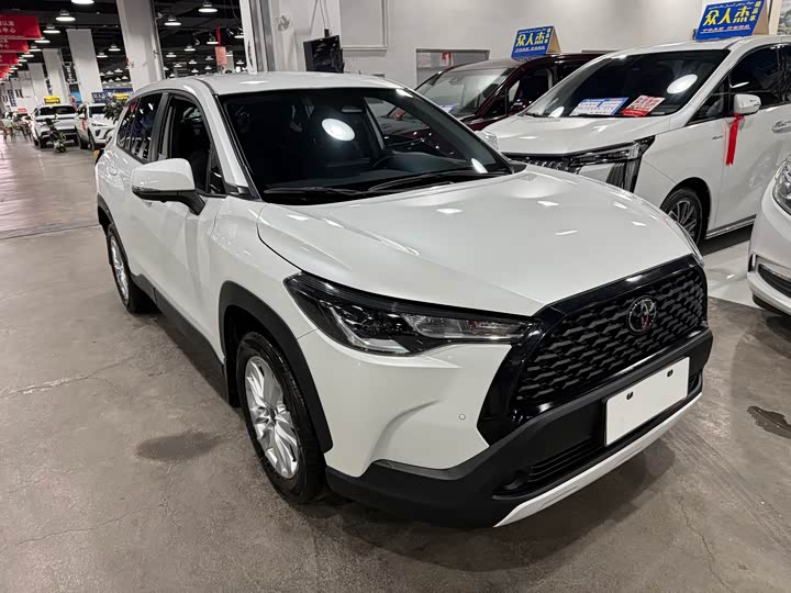 Toyota Corolla Cross, 2023 — фото 3 из 9