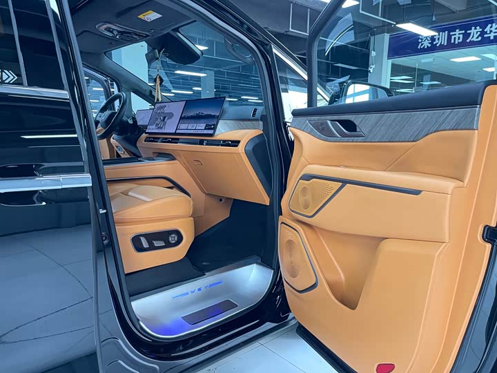 Wey 80 Hybrid, 2025 — фото 7 из 9