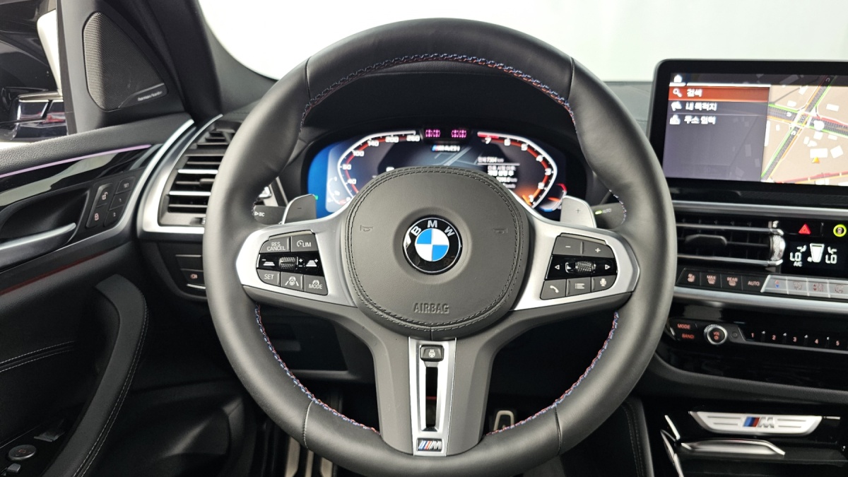 BMW X4, 2024 — фото 12 из 12