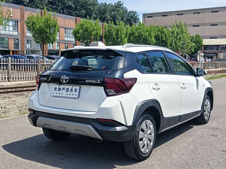 Toyota Yaris L Hatchback, 2021 — фото 7 из 9