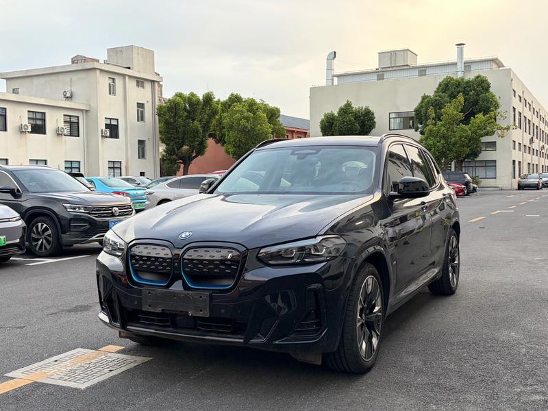 BMW iX3, 2022 — купить в Рязани под ключ