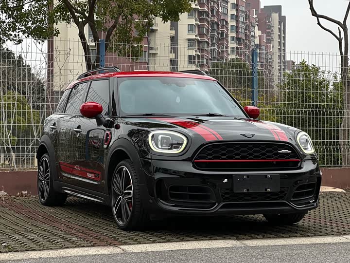 Mini Countryman JCW, 2021 — фото 3 из 9