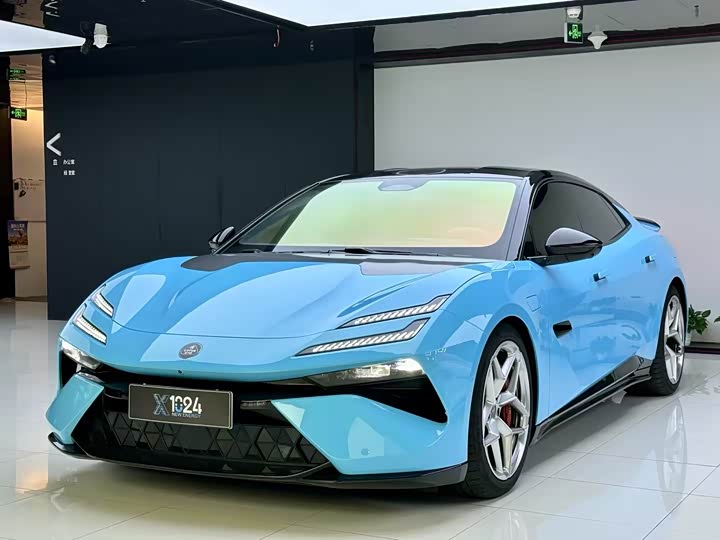 Lotus Emeya, 2025 — купить в Москве под ключ