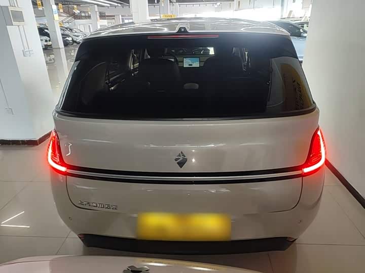 Baojun Yunduo, 2023 — фото 6 из 9