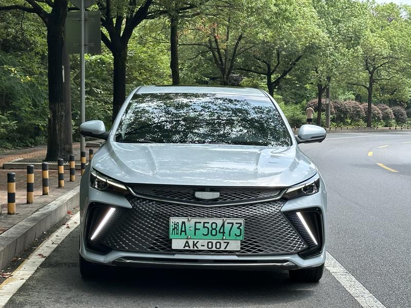 Geely Emgrand L Hi·P Hybrid, 2022 — фото 2 из 12